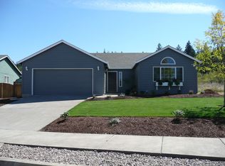 1303 N Heights Dr NW, Albany, OR 97321