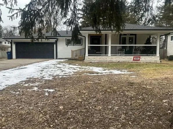 22W574 Sycamore Dr, Glen Ellyn, IL 60137