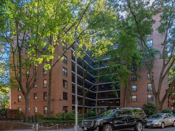 35-51 85th Street image 13 of 19