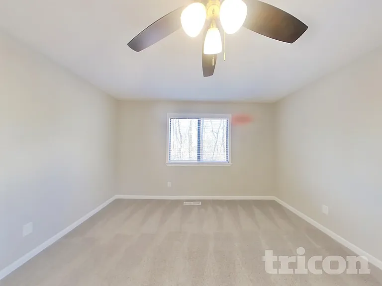 2405 Ravine Dr — Photo 6