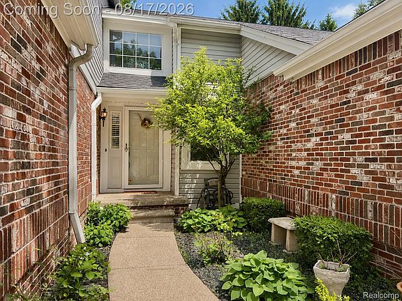 3rd image of 1168 Fairways Blvd