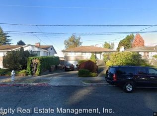 2136 N Mildred St, Tacoma, WA 98406