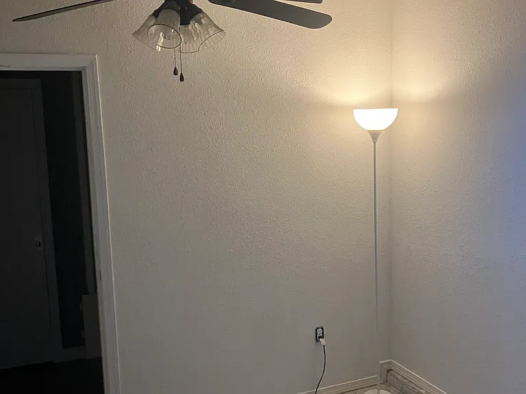 6207 Valley King — Photo 3
