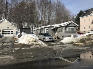 71 Water St, Oakland, ME 04963