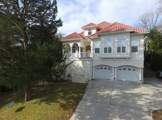 221 9th Ave S, North Myrtle Beach, SC 29582