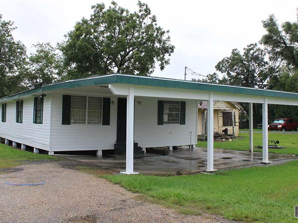 1st image of 3279 Wells Ln