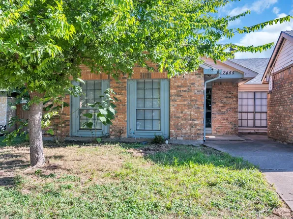 2444 Sunflower Dr, Arlington, TX 76014