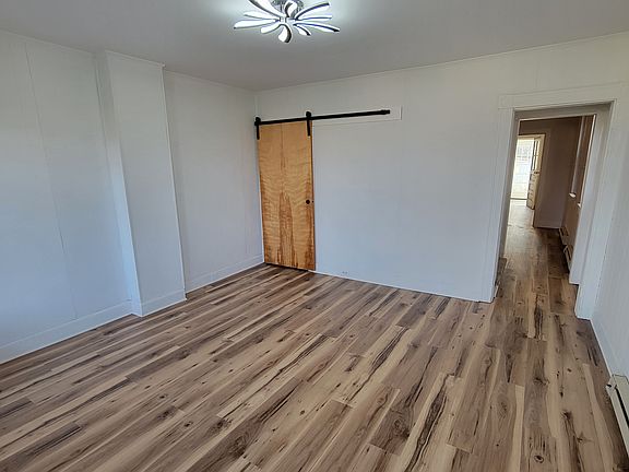 4th image of 74 Blocker St