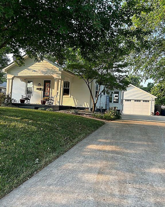 207 W Corbin St, Bethalto, IL 62010 Zillow