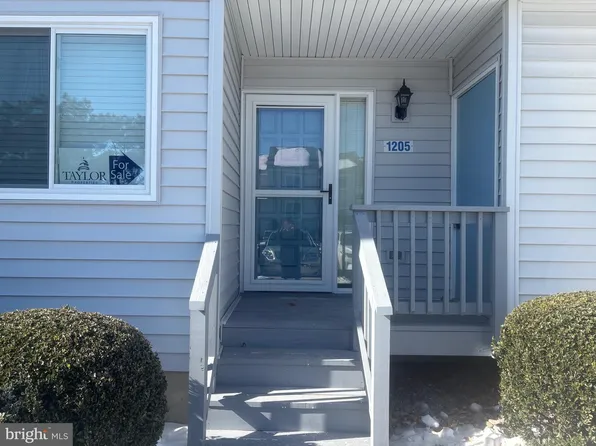 1205 Marion Quimby Dr, Stevensville, MD 21666