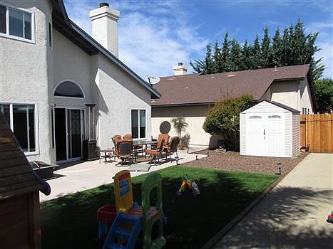 4th image of 1108 Honeysuckle Way