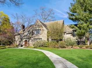 5 Beechtree Ln, Essex Fells Twp., NJ 07021