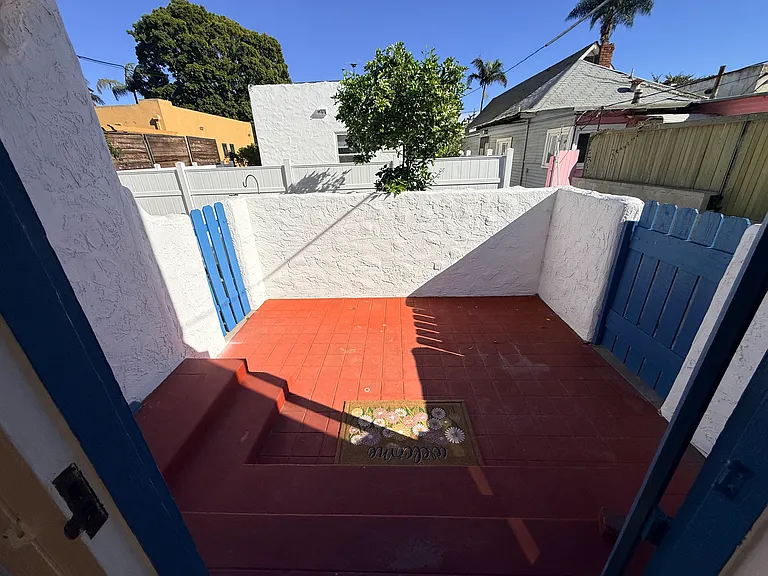 418 D Ave — Photo 8