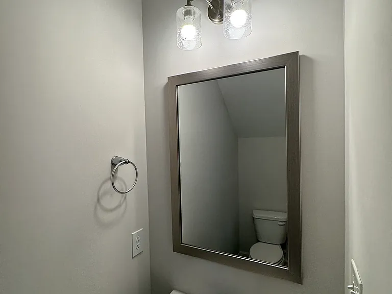 1082 Victorian Blvd — Photo 7