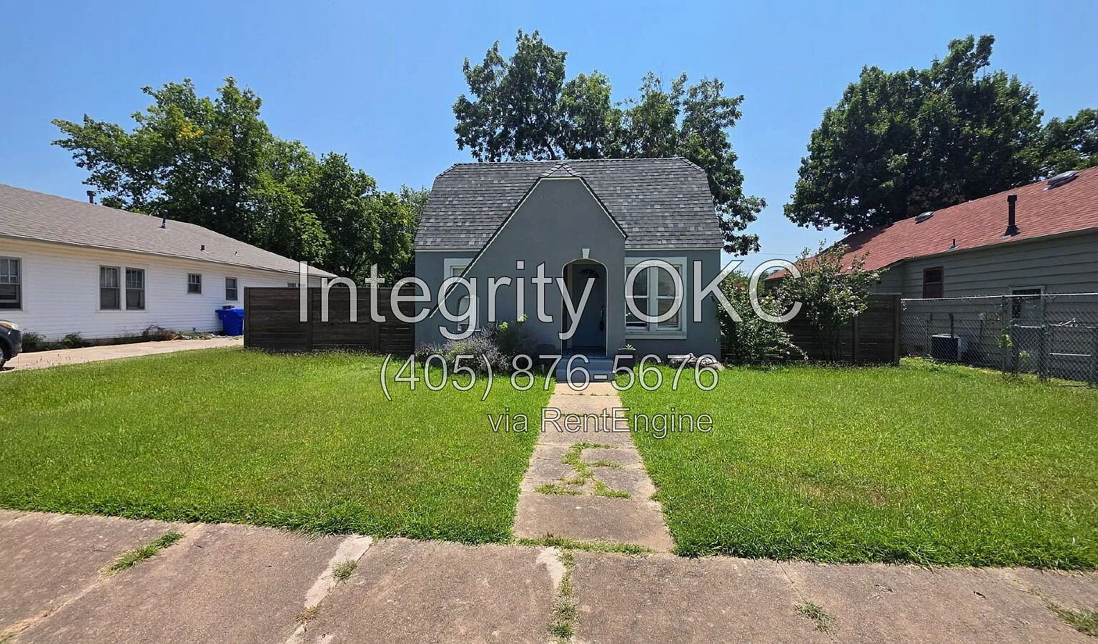 2 bed, 1.0 bath, $1,200 — Photo 1
