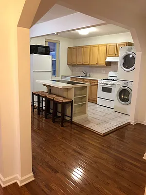 Rented by New Age Realty Group | media 10