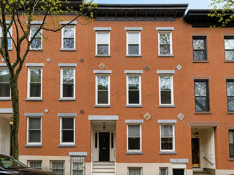 9 Auburn St #2 — Photo 12