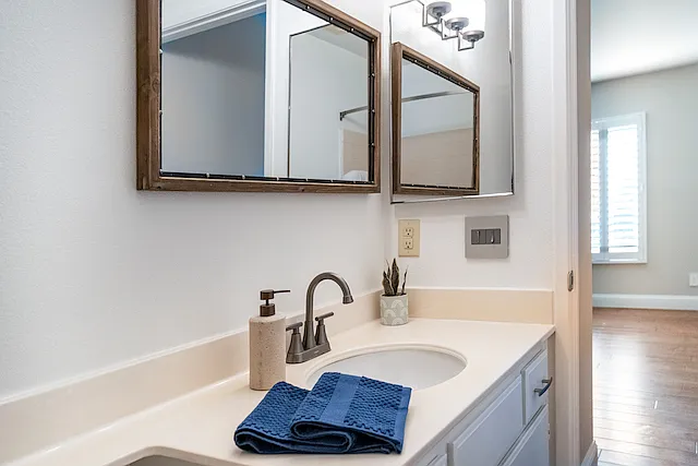 6638 Clybourn Ave #41 — Photo 24