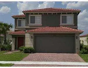 2072 SW Newport Isles Blvd Photo 1