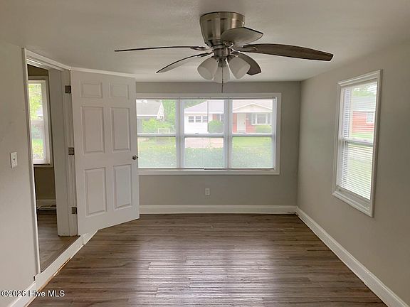 4th image of 1518 Dade Street
