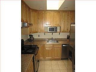 3rd image of 3428 Waterman Ct