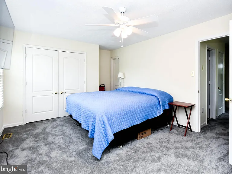 1401 Deep Gorge Ct — Photo 18