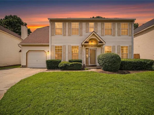 320 Oak Lake Ter, Chesapeake, VA 23320