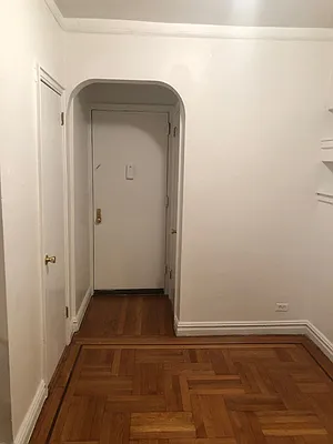 Rented by New York Residence | media 20