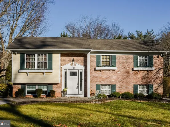 5013 Woodbine Rd, Woodbine, MD 21797