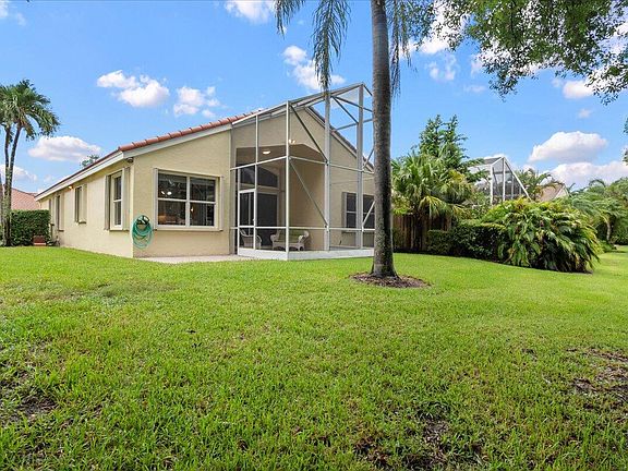 3rd image of 6027 Castle Lake Court