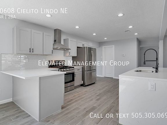 4th image of 10608 Cielito Lindo NE