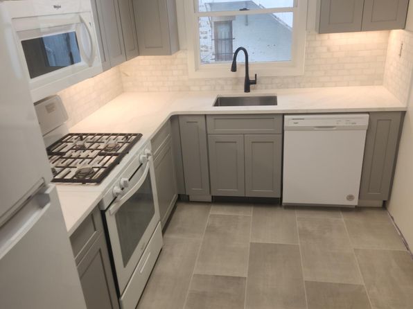 204 Bloomfield Ave APT A