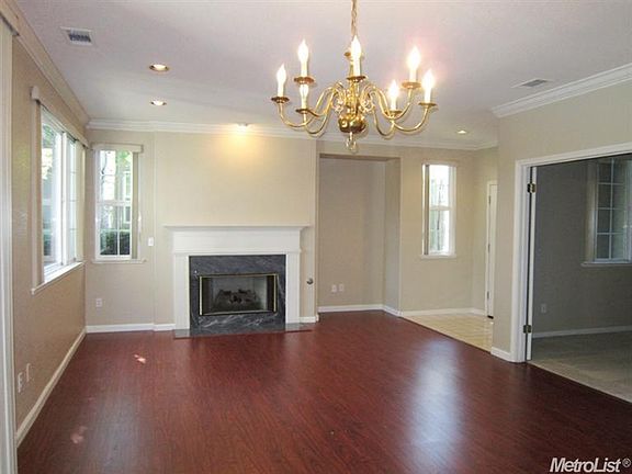 2nd image of 3625 Saint Andrews Dr