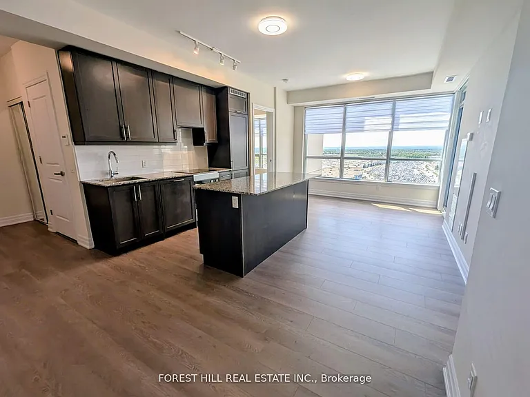 9075 Jane St #1909 — Photo 6