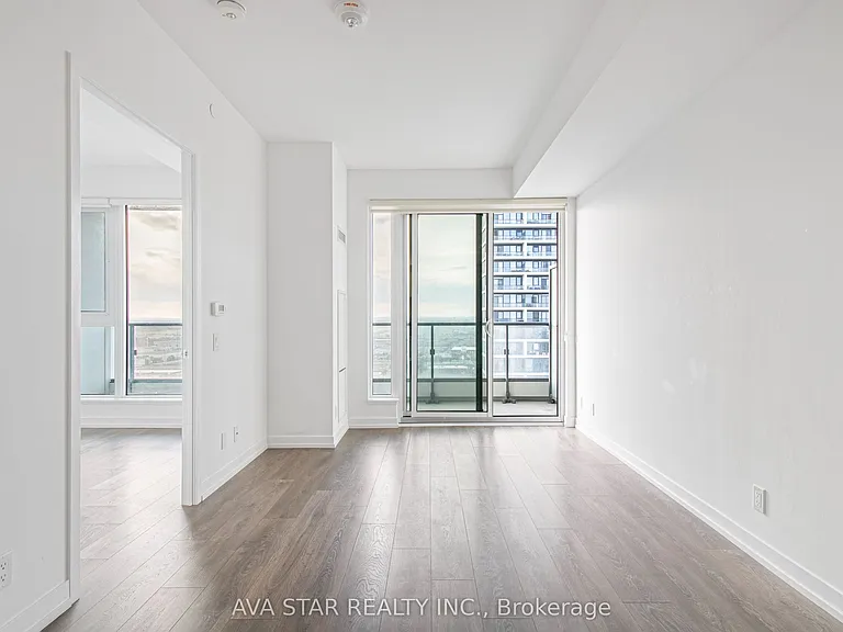 5 Buttermill Ave #2712 — Photo 14