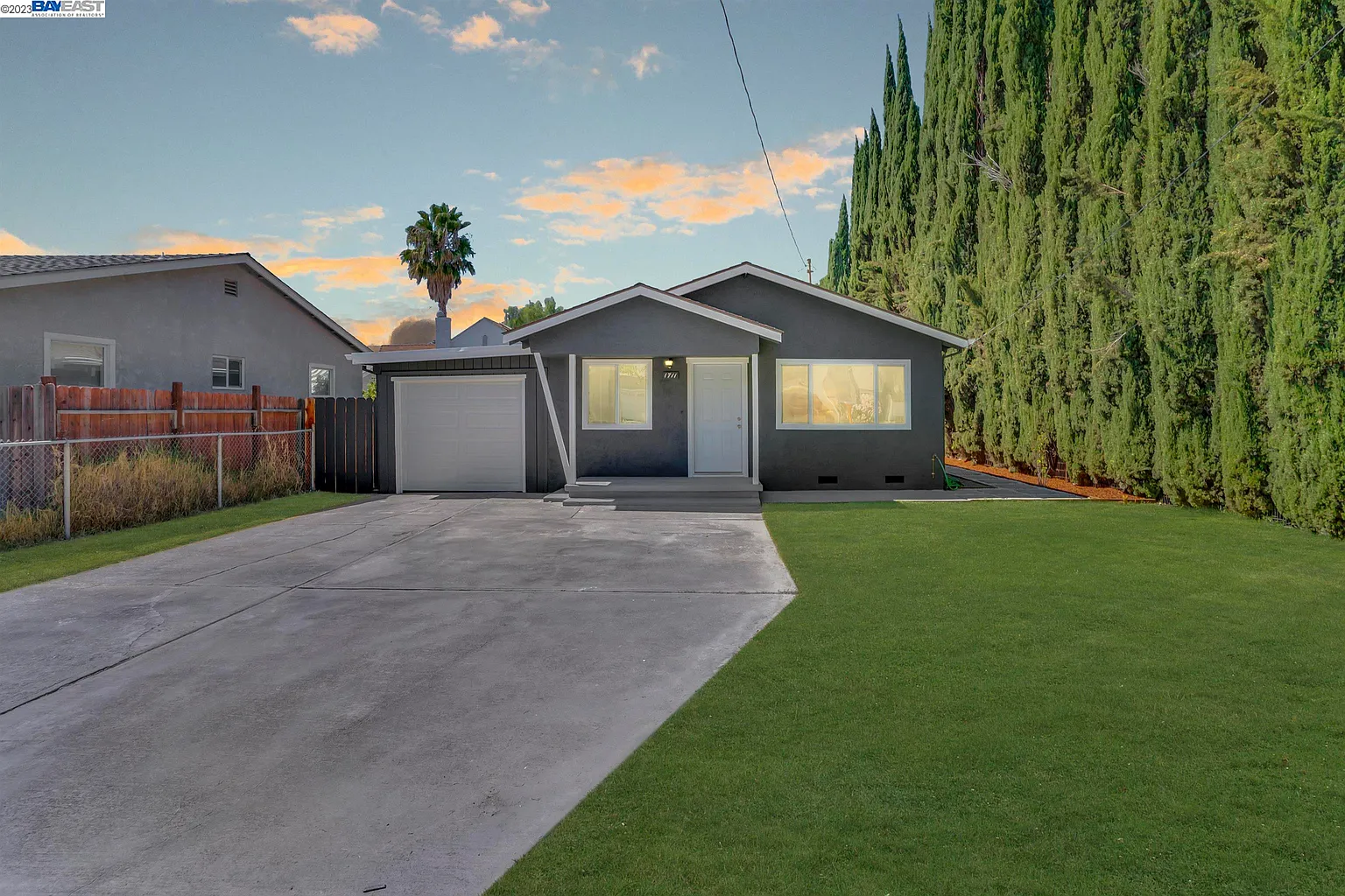 1711 Bessie Ave photo 1