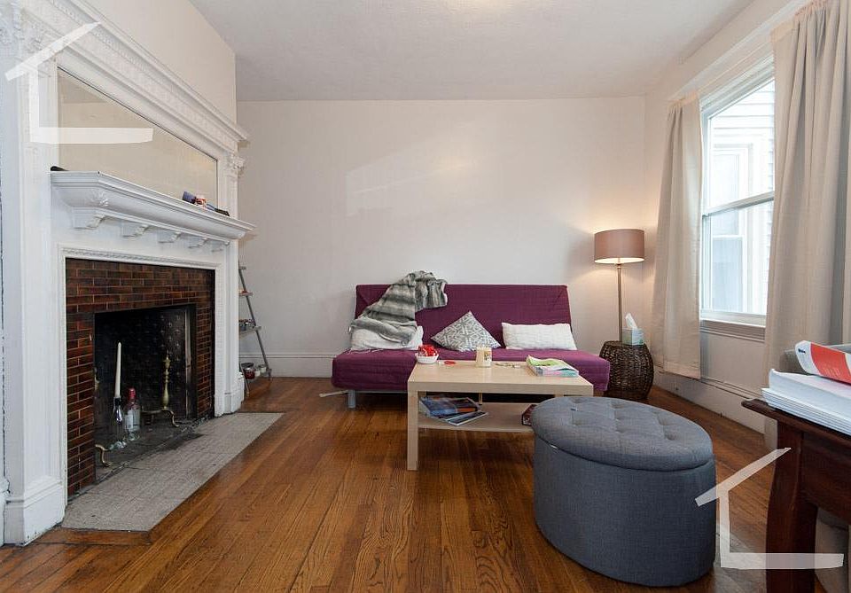 2nd image of 13 Ashford St #3
