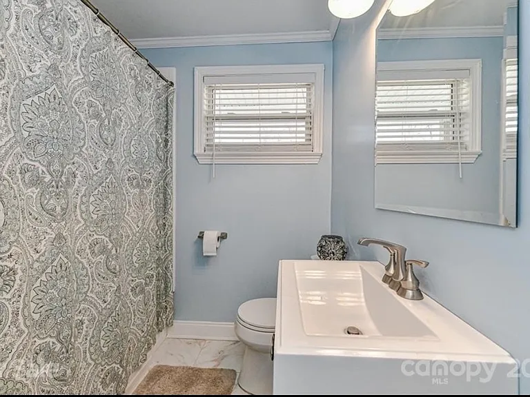 1632 Academy St — Photo 13