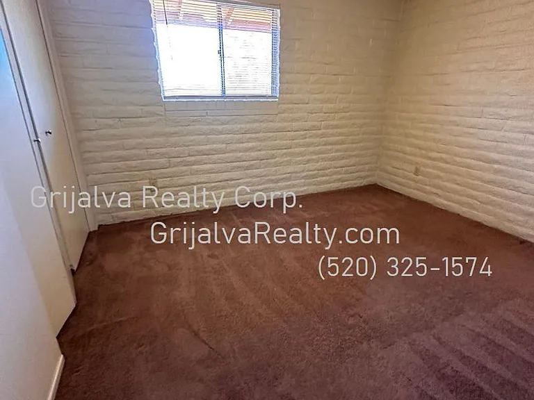 3256 Blacklidge Maintenance — Photo 9