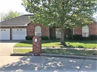 217 SE 15th Ct, Pryor, OK 74361