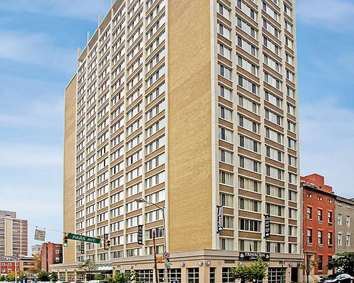 Gallery Tower — Photo 27