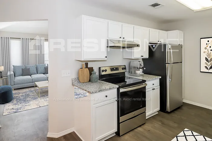 1014 Spell Ave — Photo 2
