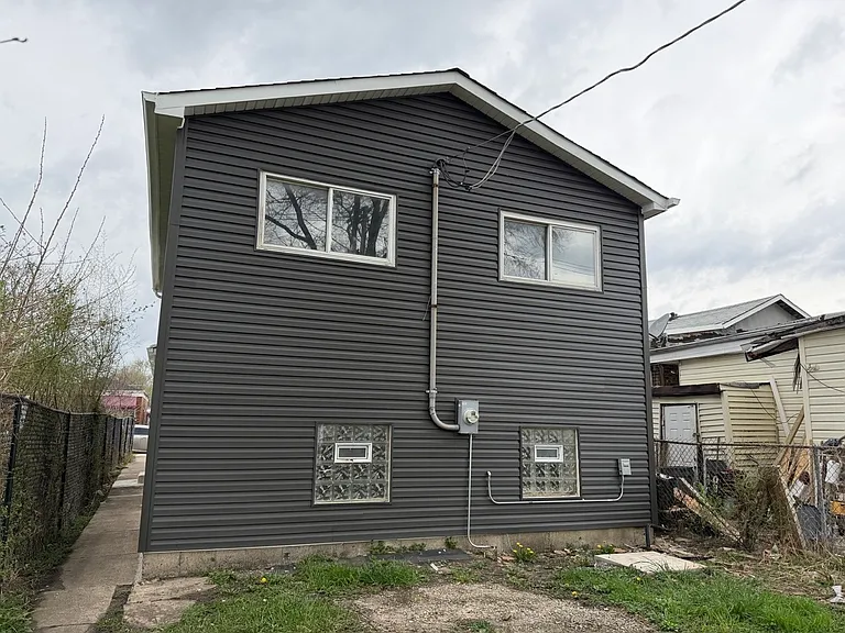 11361 S Racine Ave — Photo 21