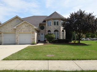 511 N 4th Ave, Addison, IL 60101