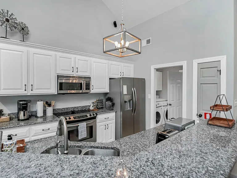 215 Mariners Pointe Rd — Photo 37