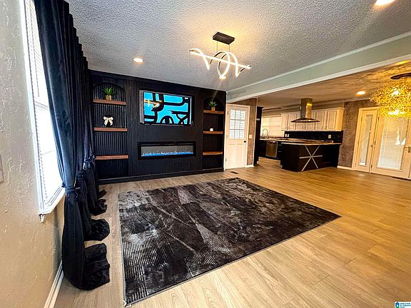 4th image of 5600 Dawson Ave