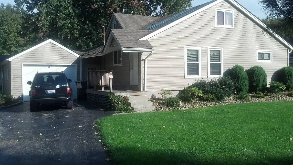 3 bed, 1144 sqft, $1,500 — Photo 1