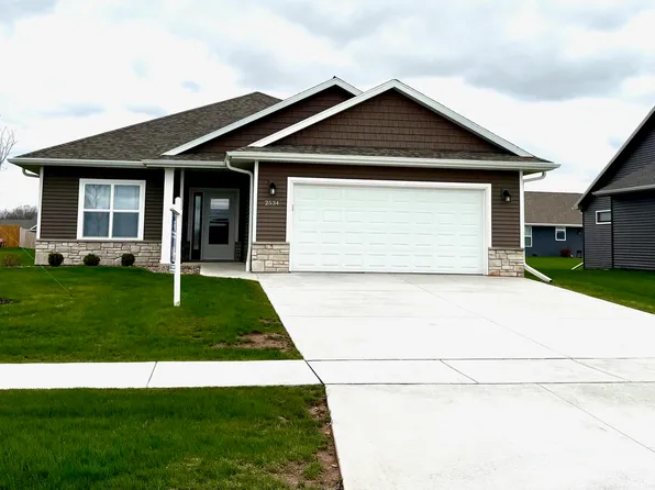 2534 Tipperary Trl, De Pere, WI 54115
