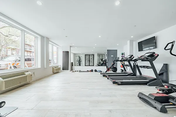 Rented by Nooklyn NYC LLC | media 30