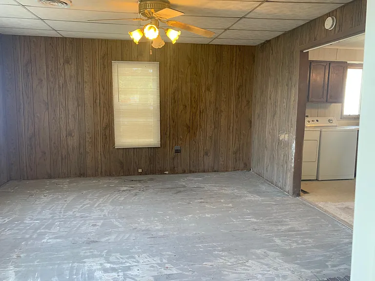 208 Stone St — Photo 10